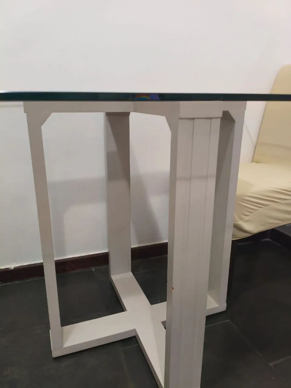 Mesa de vidro com quatro cadeiras  - Foto 4
