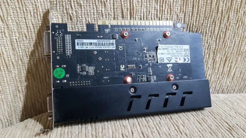 Placa de vídeo Colorful GeForce GT 710 - Foto 2
