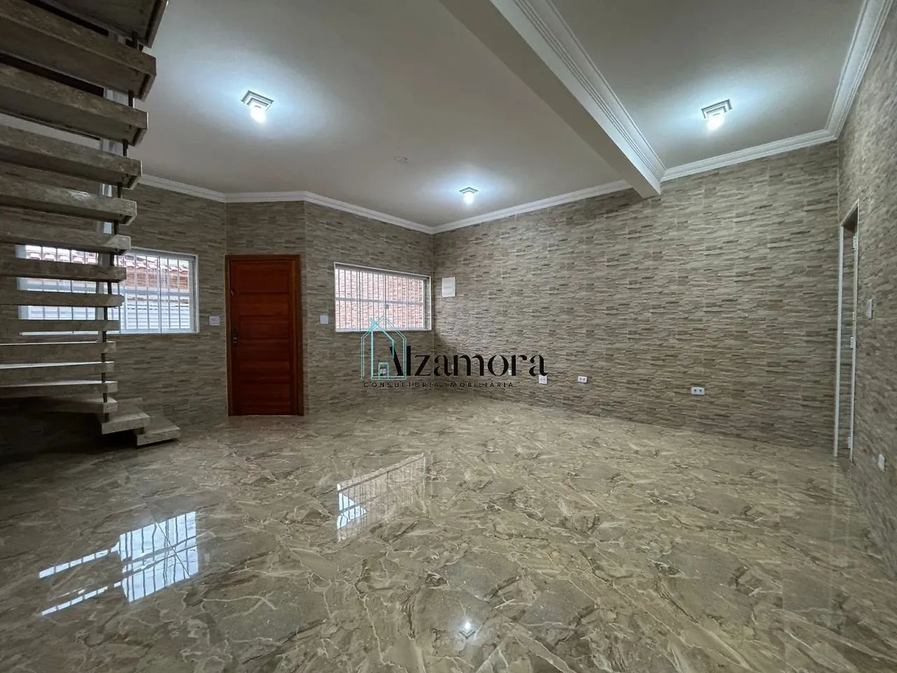 Casa Sobrado com 4 Quartos - Foto 2