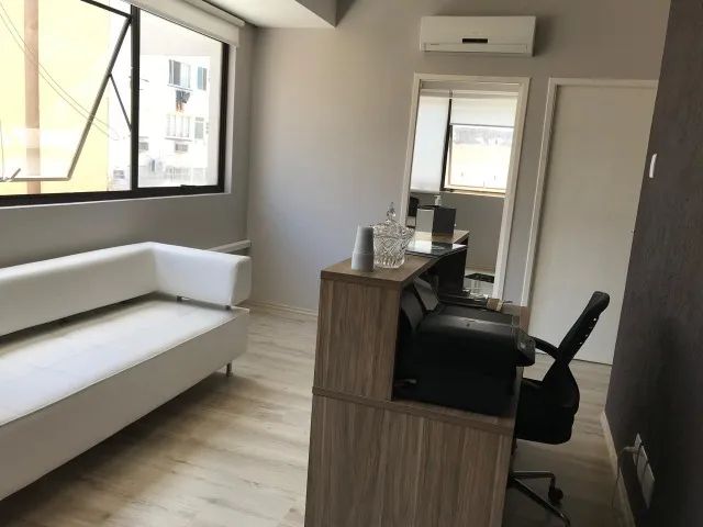 White Leather Sofa for Reception418478323622236162