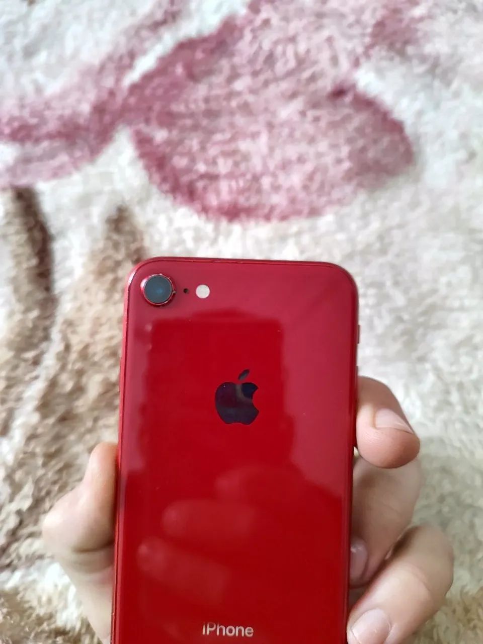 Vendo iPhone 8 Vermelho  - Foto 3