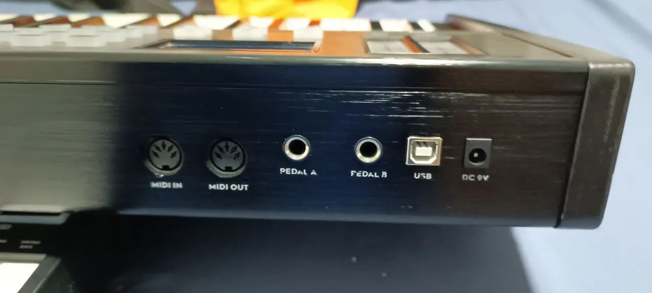 Teclado controlador kfx sw61 pro  - Foto 2