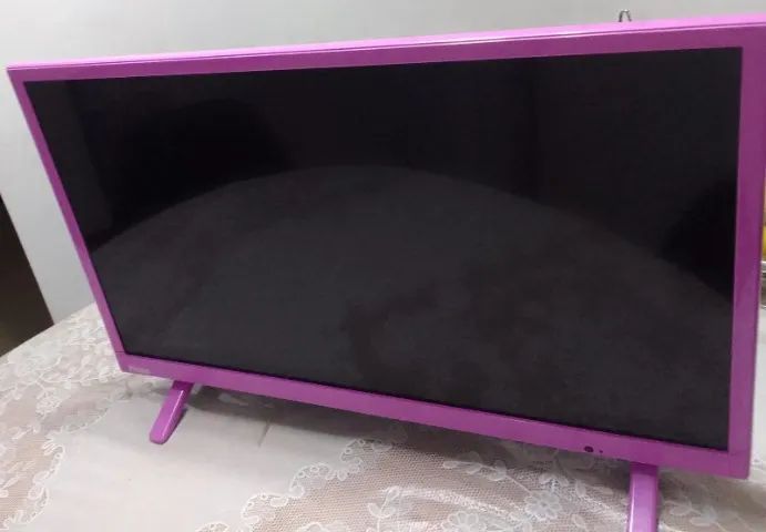 TV PHILCO 24":  em LED