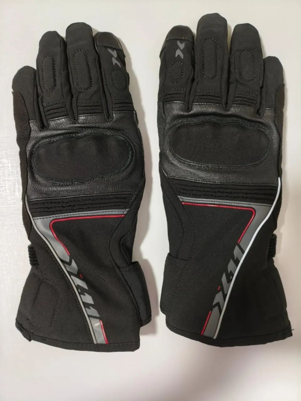 Luva para Moto. Marca X11. Modelo Dry Supertech. TAM G