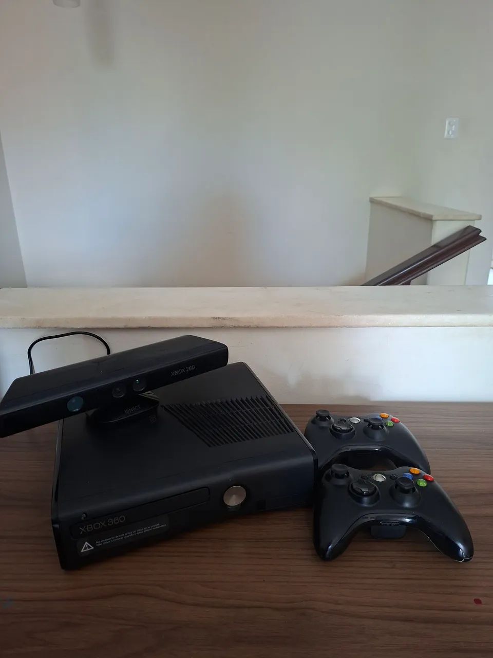 Xbox 360 + Kinect + 2 Controles | Funcionando