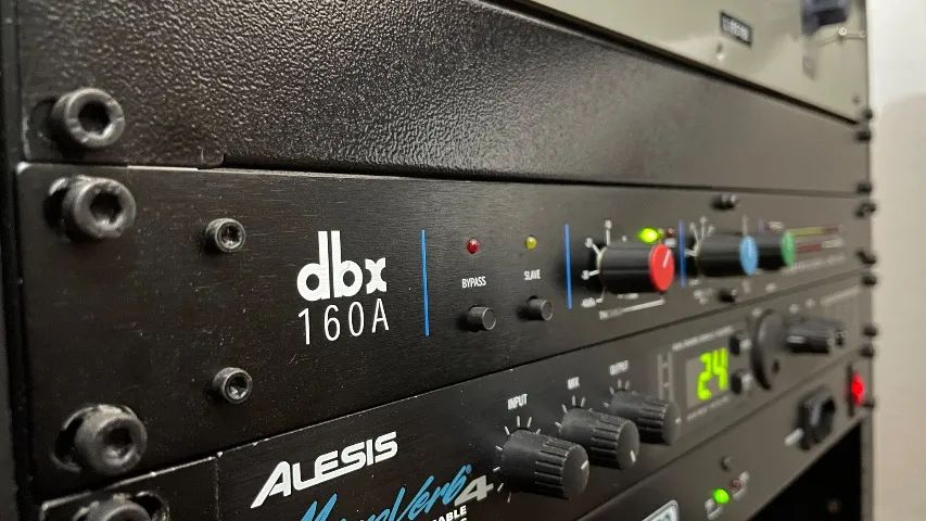 DBX 160A COMPRESSOR/LIMITER - Instrumentos musicais - Jardim São