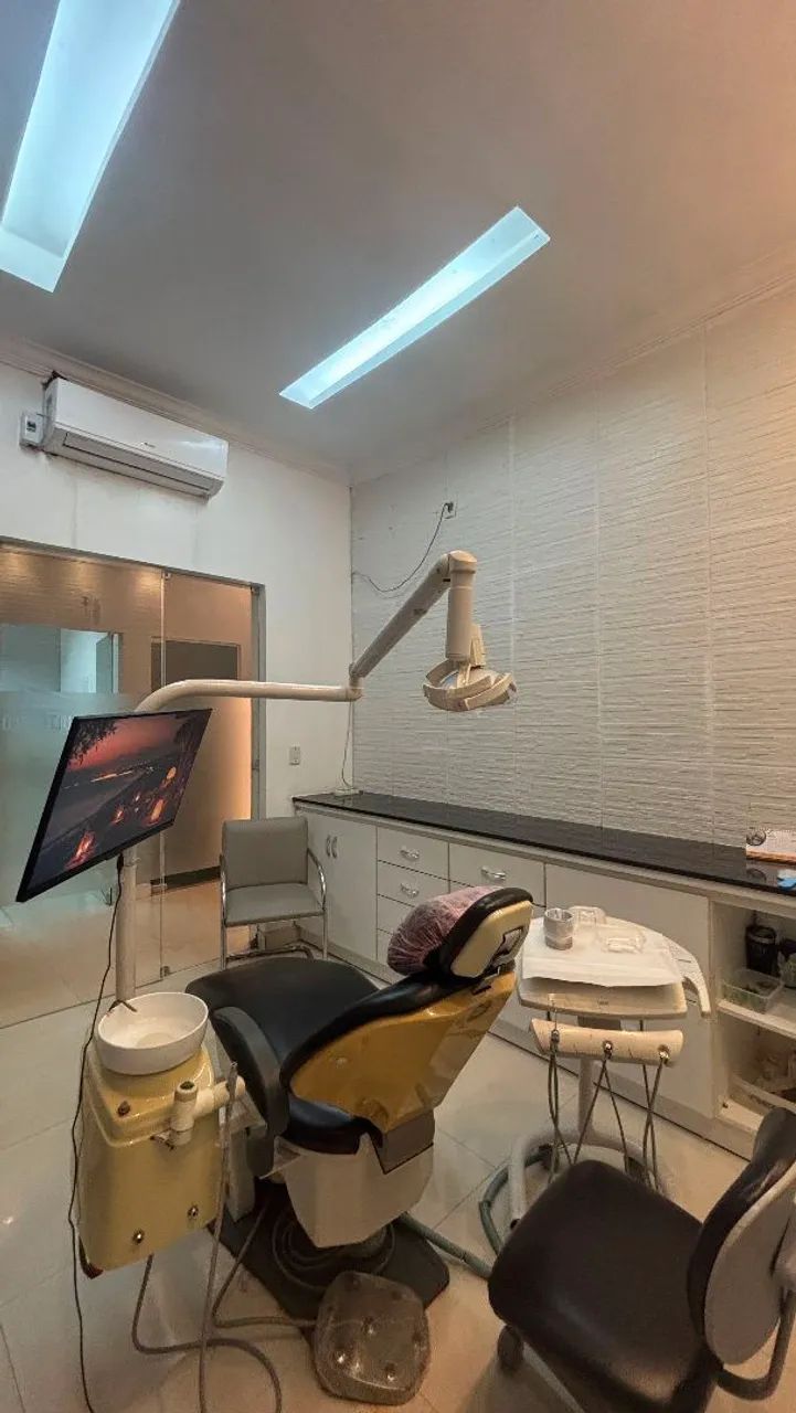 Consultorio Odontológico C/ recep + garagem - Foto 2