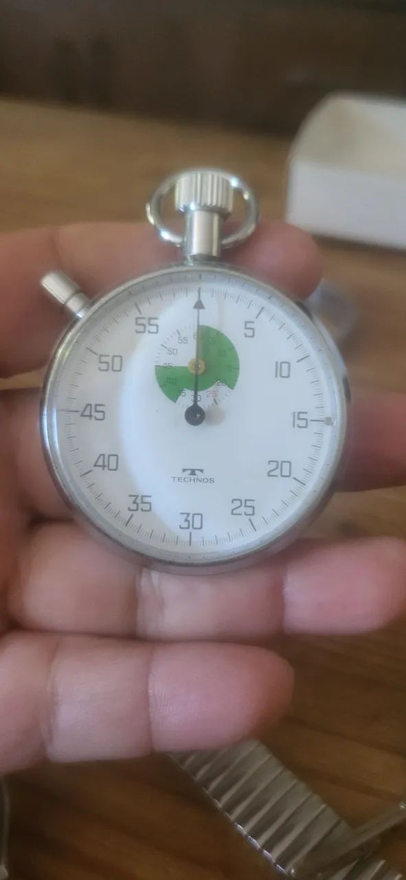 Cronógrafo a corda raro anos 70  - Foto 3