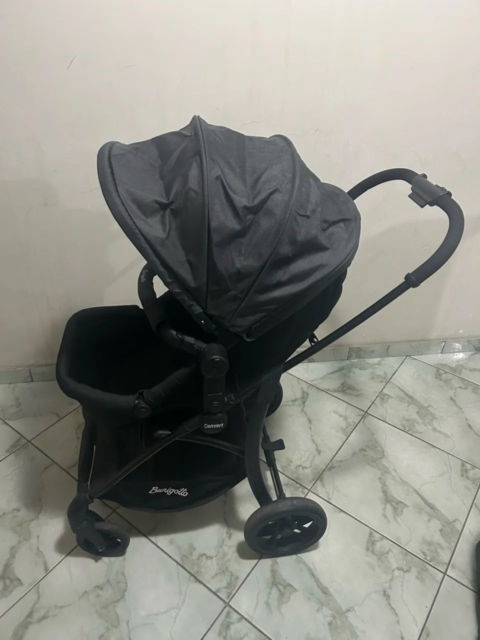 Carrinho de Bebê convert c/ bebê conforto - Foto 4