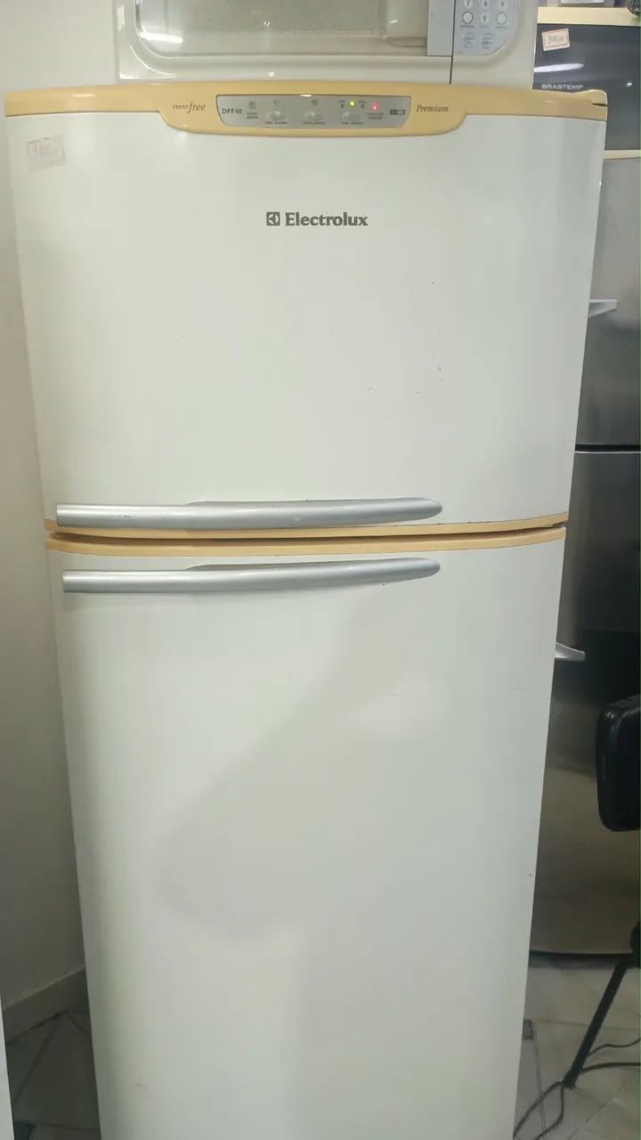 Geladeira ELETROLUX  - Foto 2