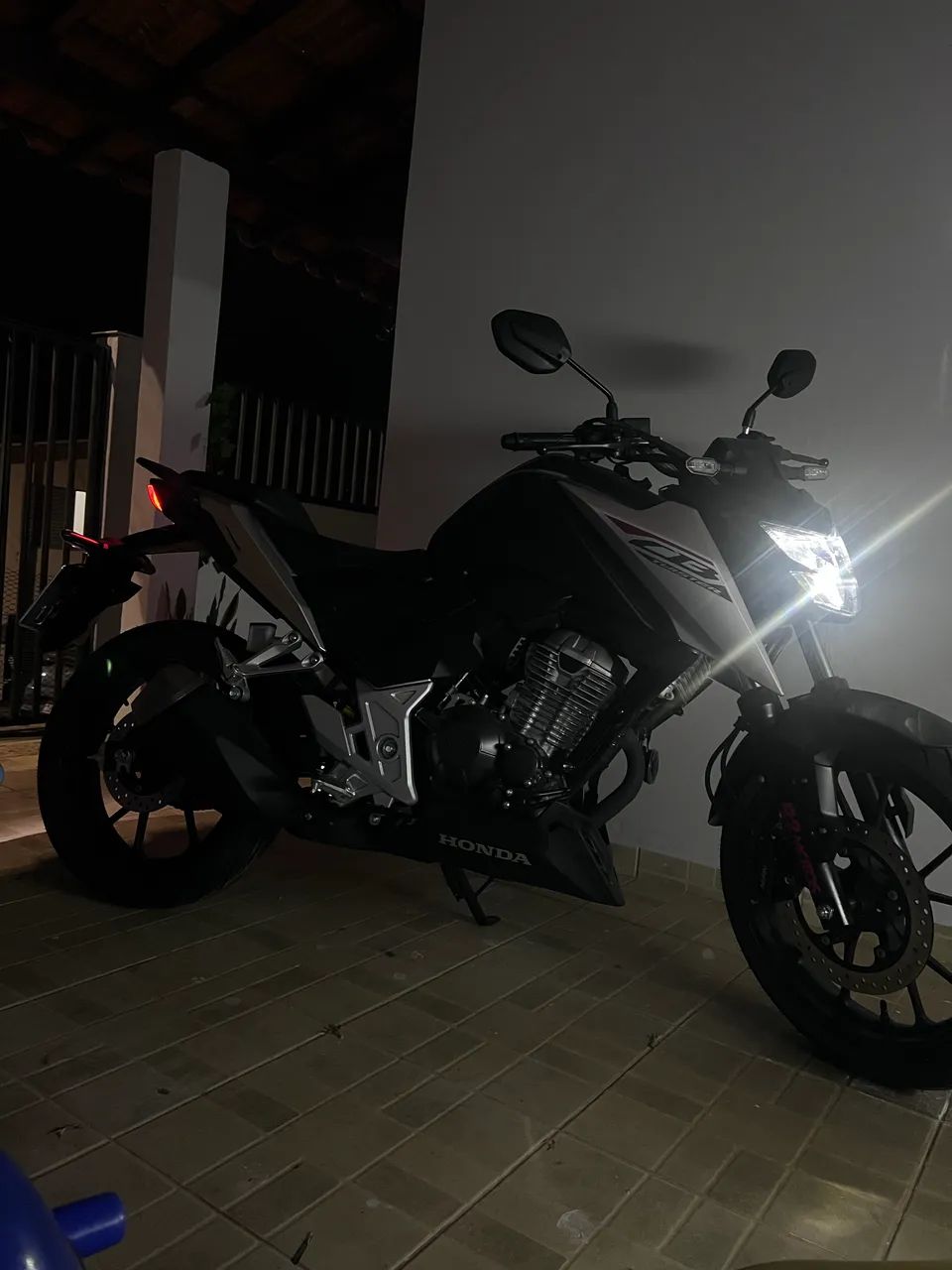 Cb300f 2026  - Foto 3