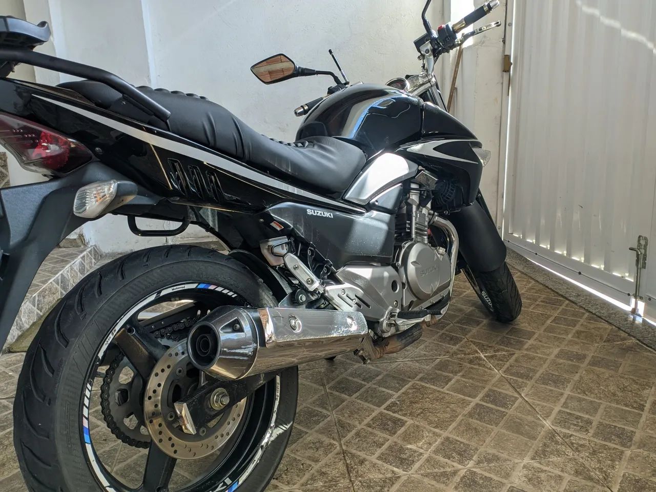 Suzuki  - Foto 2