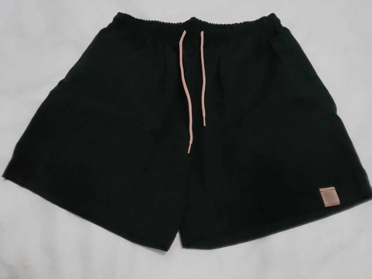 Bermudas_Bege_e_Preta - Tamanho P - Foto 5
