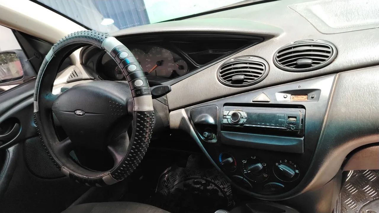 Ford Focus 1.6 S/se/se Plus Flex 8v/16v 5P 2005 - Foto 2