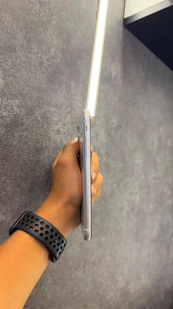 iPhone 11  - Foto 3