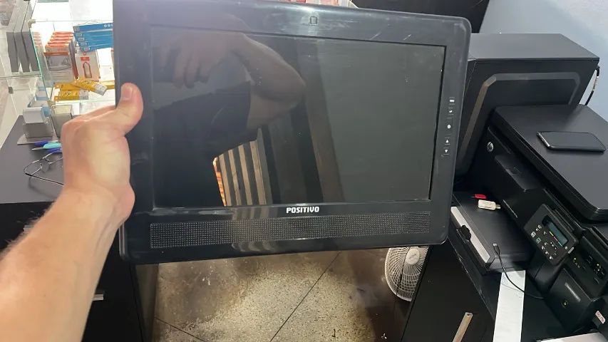 Monitor Positivo Smile Light 5619 15,6 Polegadas  - Foto 3