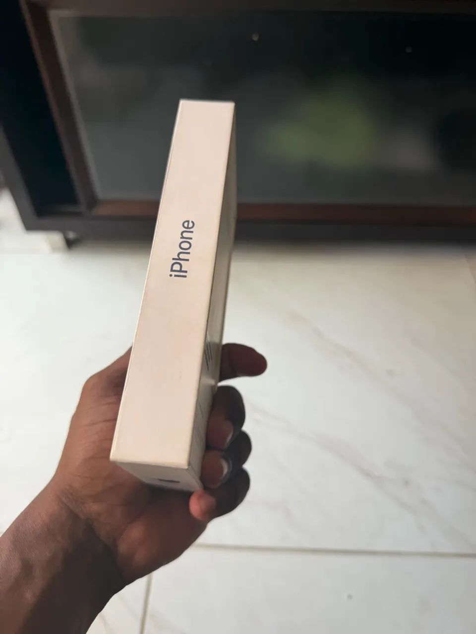 Caixa iPhone 17 pro Max - Foto 2
