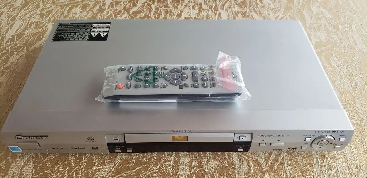 Aparelho DVD Super Audio CD Pioneer DV578A com controle novo - DVD