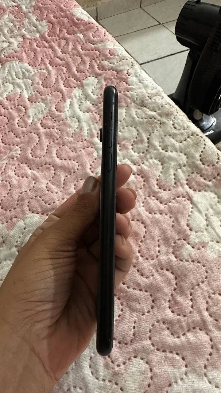 IPHONE XR PRETO - Foto 5