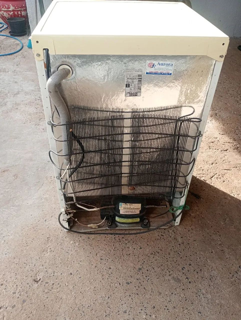 Frigobar elextrolux 220w - Foto 5