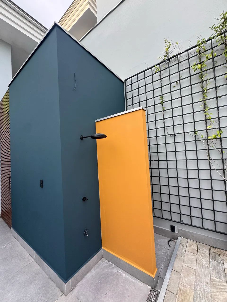 Pintor com referência  - Foto 3
