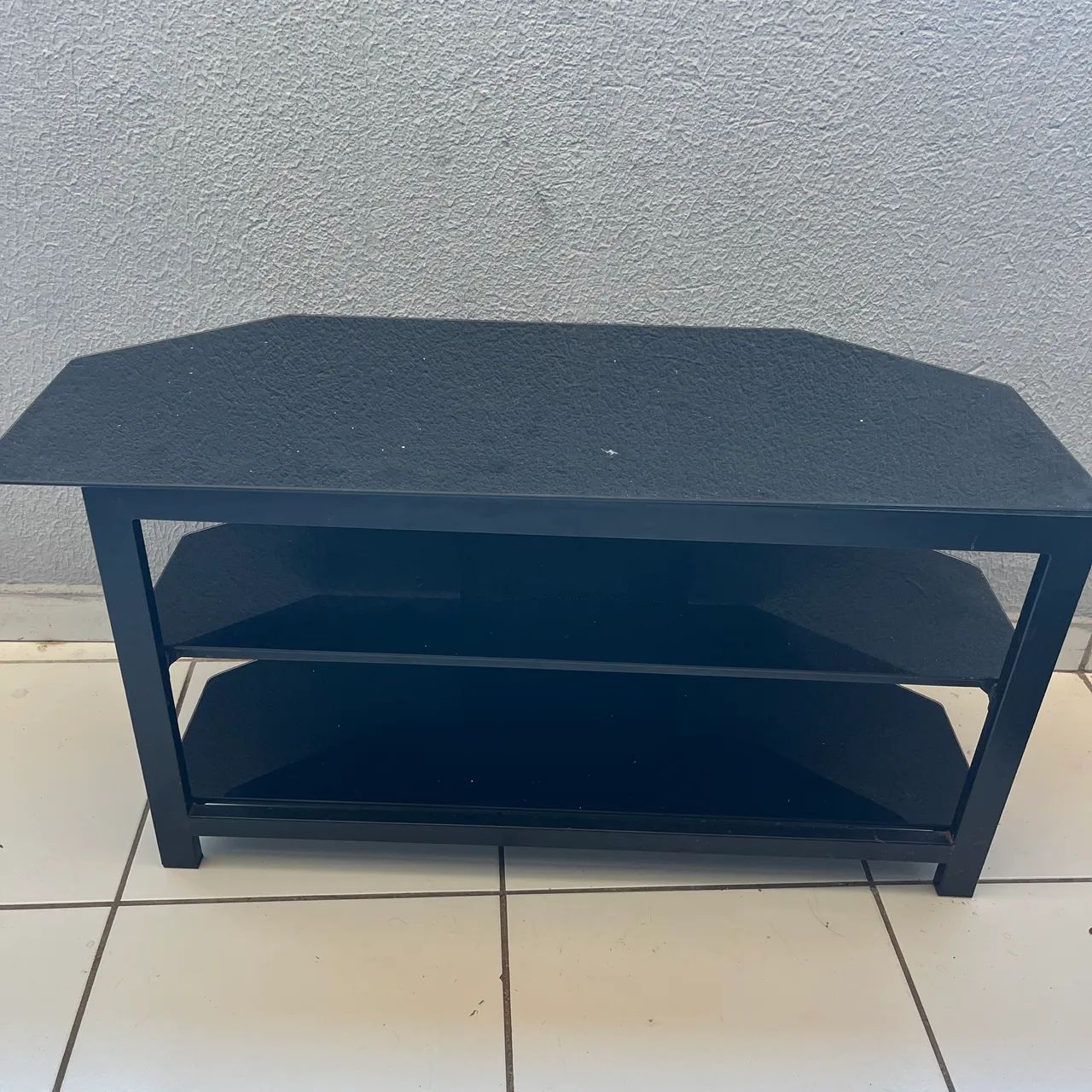 Hack de televisão em ótimo estado 