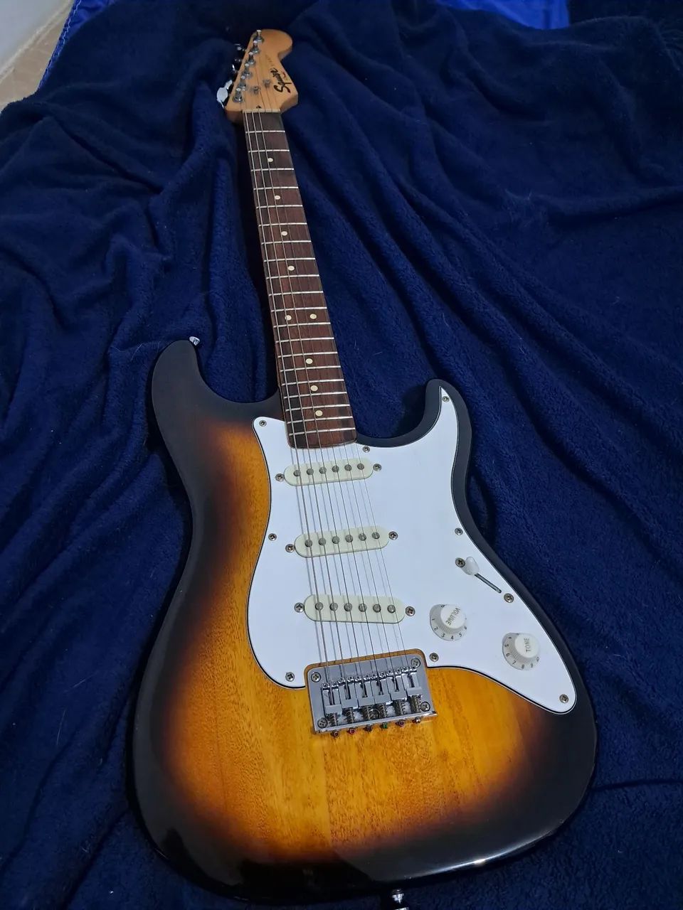 Fender Squier Stratocaster - Foto 3