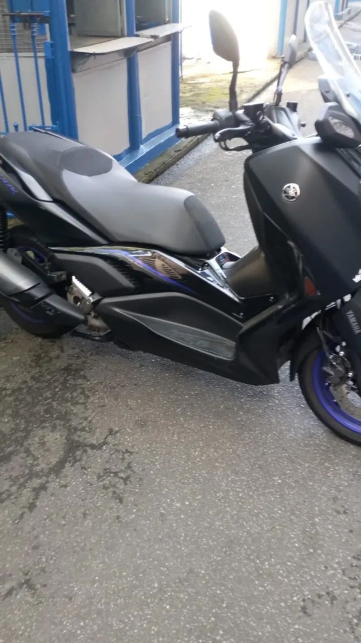 Xmax 300 conect  - Foto 2