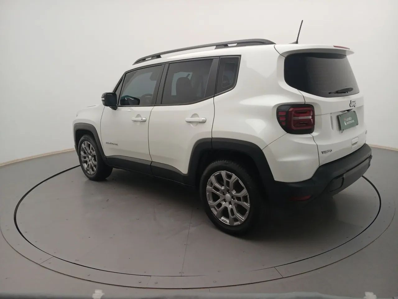 Jeep Renegade Long. T270 1.3 TB 4x2 Flex Aut., foto 3 de 13