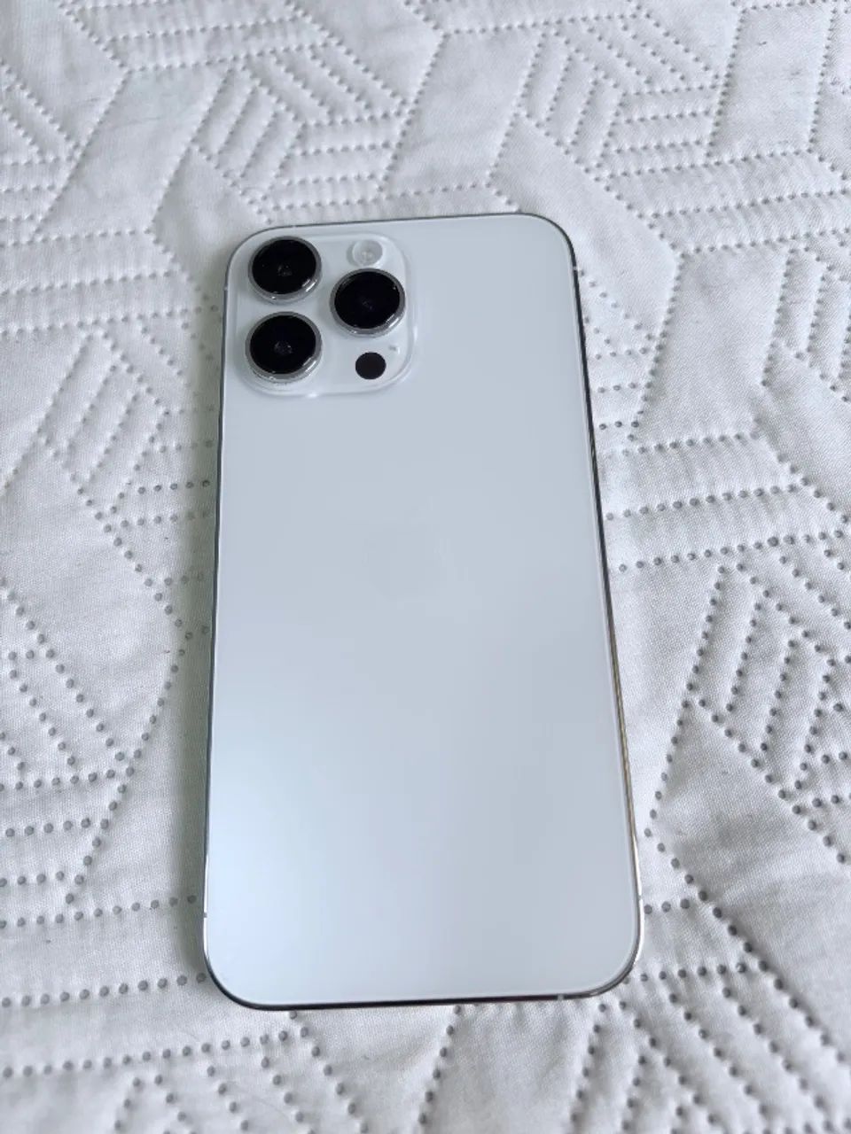 iPhone 14 Pro Max )128 GB) Branco - Celulares e Smartphones