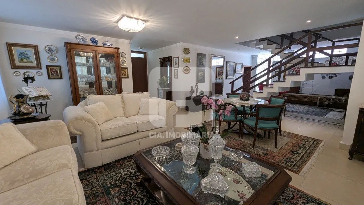 Casa de 4 dormitórios em Coqueiros - Foto 4