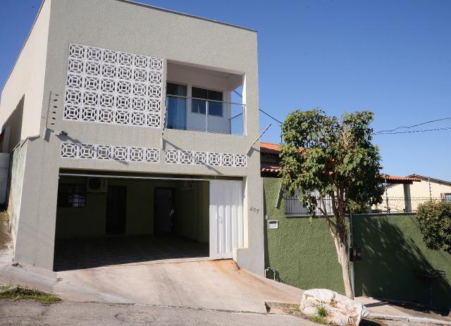 Vendo ou troco por caminhão casa no bairro lixeira, Aceito troca