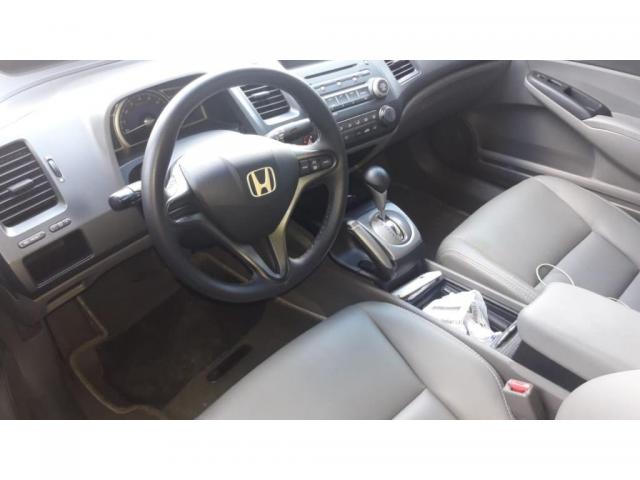 Civic Sedan LXS 1.8 Flex 16V Aut. 4P - Foto 4