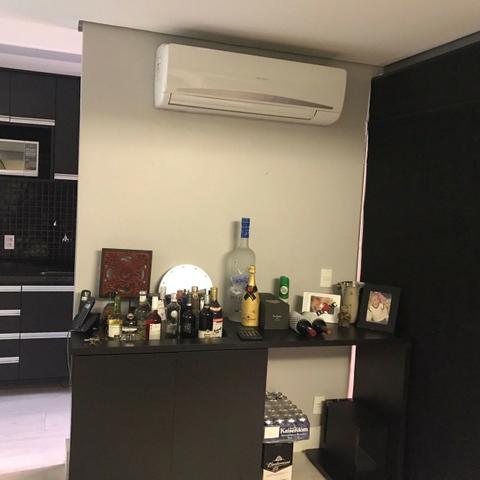 Lindo apartamento mobiliado e duas vagas de garagem - Foto 5