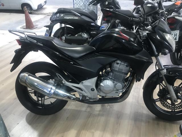 Honda cb 300 2011 aceito moto Fin 48 x aceito cartão até 12 x 1.6% ao mês - Foto 9