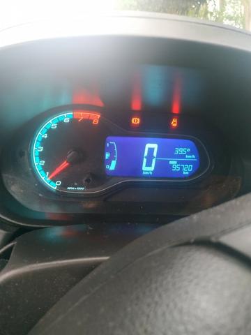 Chevrolet Onix - Foto 2