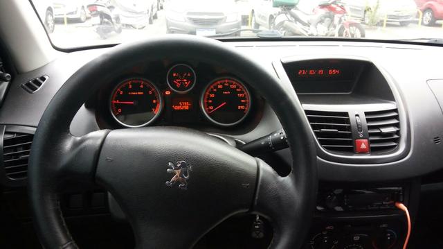 Peugeot 207 1.4 8v 2010/2011 - Foto 4