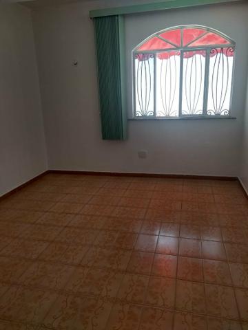 Parque Dez- Alugo Bela Casa - Foto 3