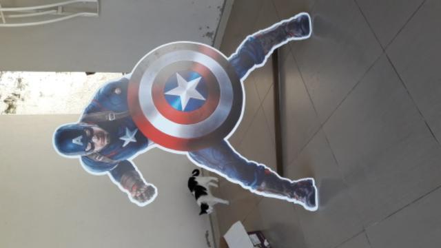 Totem vingadores - Foto 3