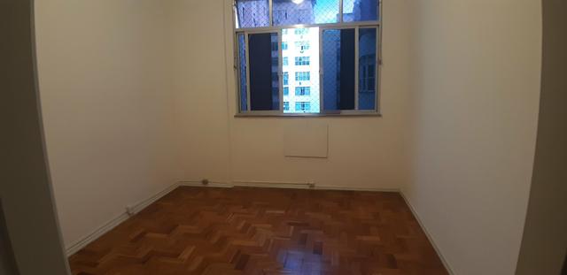 Quarto e sala em Copacabana posto 6 - Foto 3