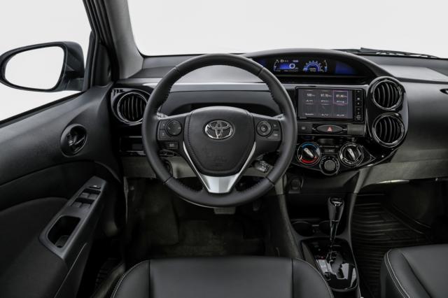 ETIOS X PLUS SEDAN 1.5 FLEX 16V 4P AUT. - Foto 6