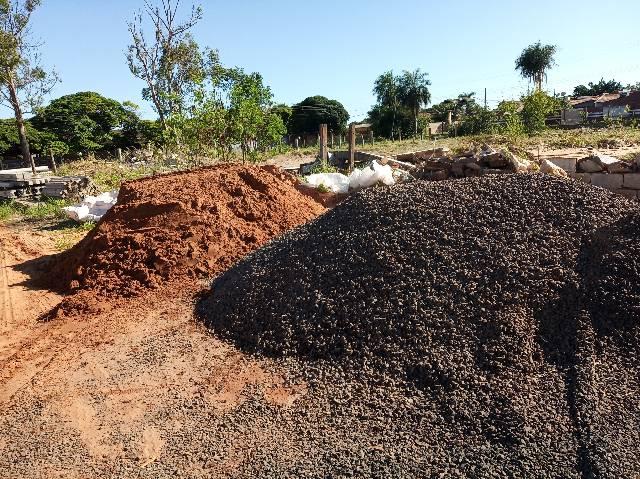 Aterro, Areia e Pedra 5mts - Foto 4
