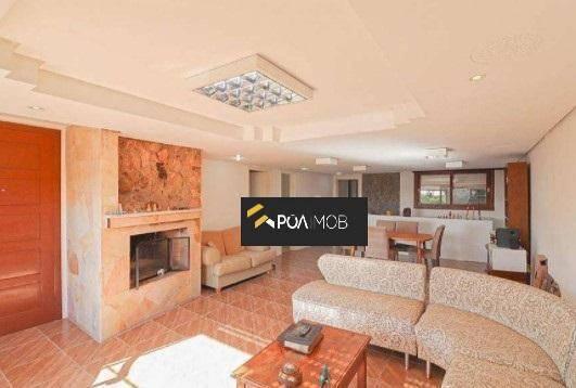 Casa com 04 dormitórios no Três Figueiras