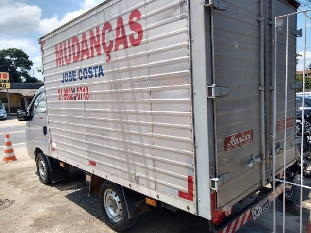 Kia Bongo 2014 K2500 Com 90000km Rodados Baú Pronto pra Trabalhar! - Foto 3
