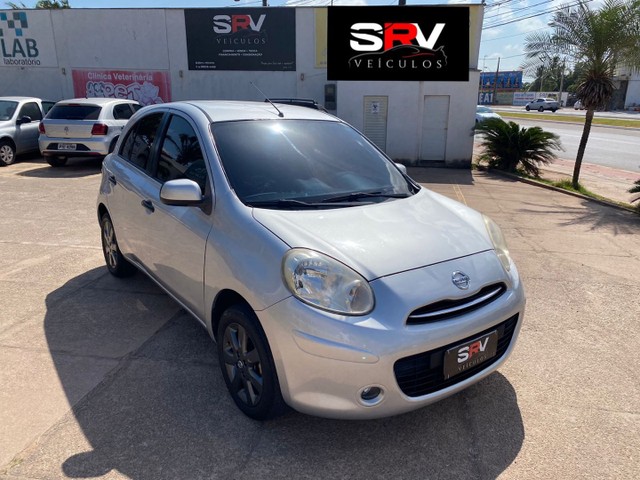 NISSAN MARCH SV 1.6 2013 + DVD