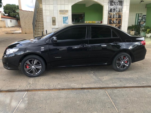 COROLLA GLI AUTOMÁTICO COMPLETO