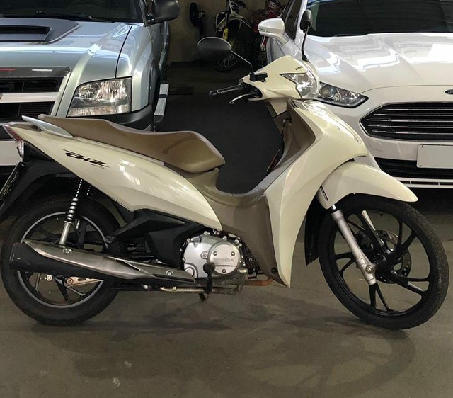 VENDO MOTO BIS 2020