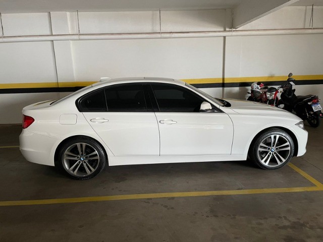 BMW 328I SPORT