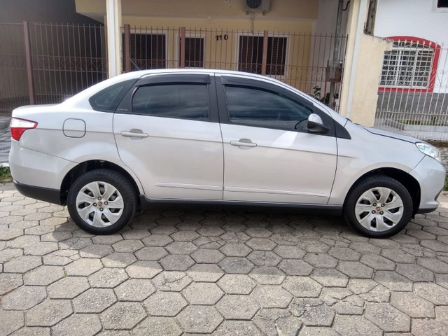 VENDO CARRO FIAT GRAND SIENA 2016/EXCELENTE PRA UBER
