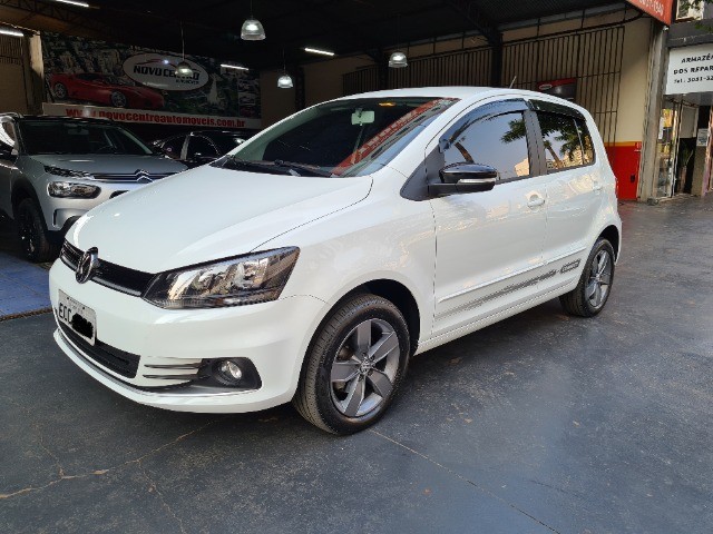 VW/FOX 1.6 CONNECT 2019 COMPLETO COM APENAS 27.000KM IMPECÁVEL